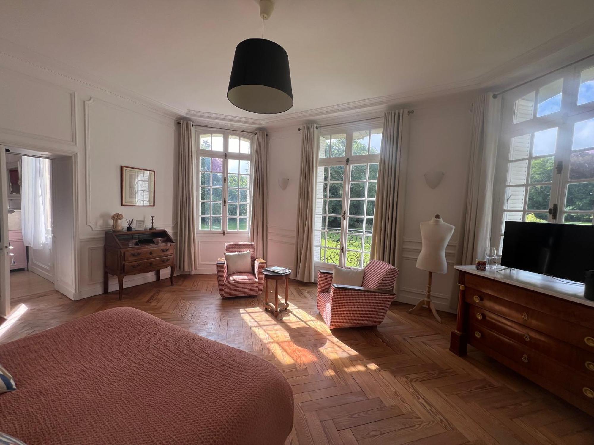 Le château de bertreville st ouen Extérieur photo